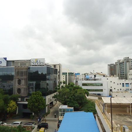 Sri Sai Comforts Hotel Bangalore Exterior photo