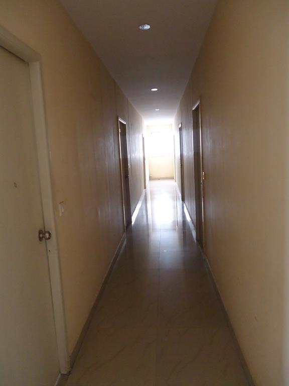 Sri Sai Comforts Hotel Bangalore Exterior photo